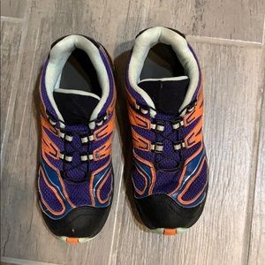 Kids size 3.5 Salomon trail shoes